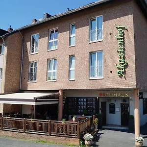 https://akazienhof-hotel-brauhaus.topcolognehotels.com